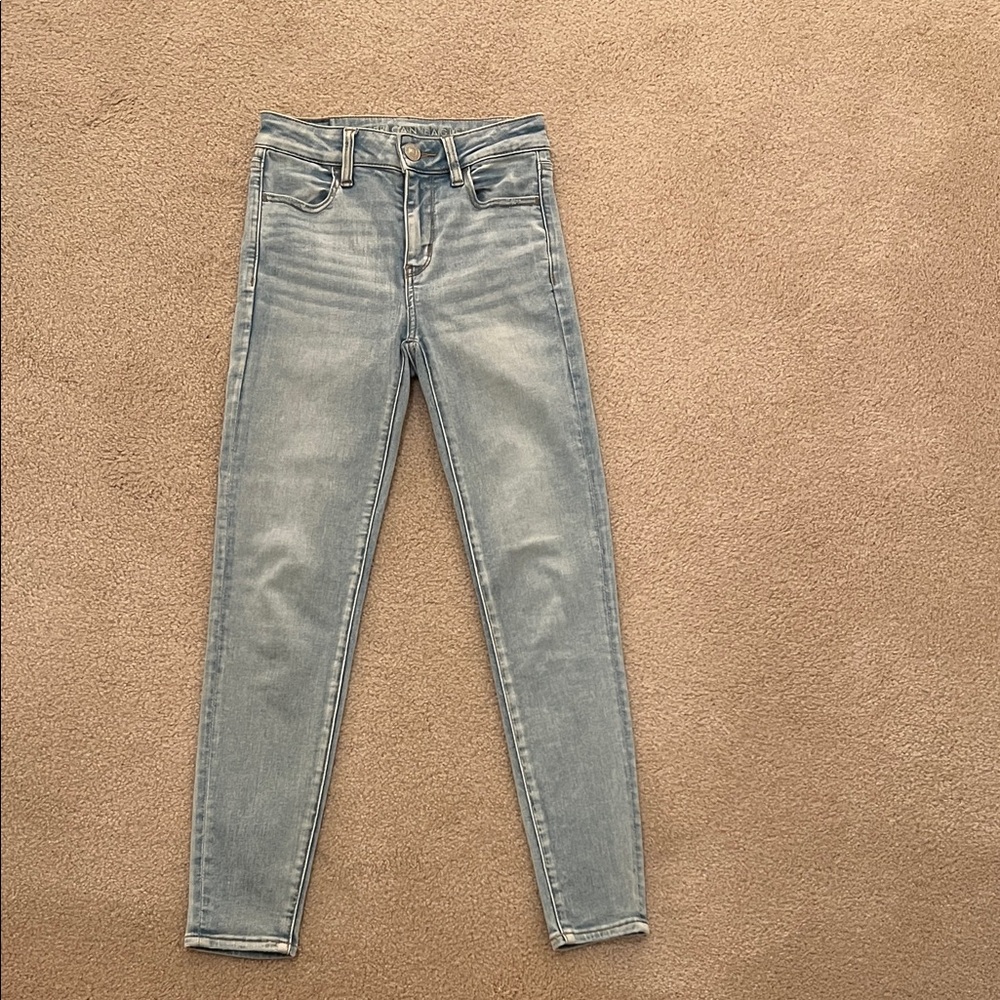 American Eagle Outfitters Light Wash Skinny Jeans Size 0 Short